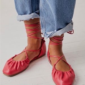 Free People Gladiator Style Shoes Size 7.5 Comes with Box